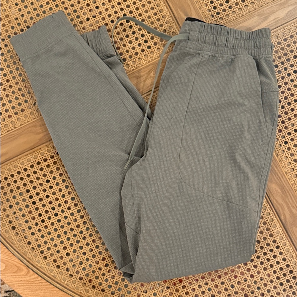 lululemon athletica Men's Charcoal Joggers